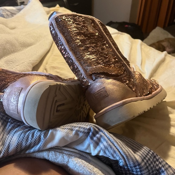 Ugg Boots - Picture 3 of 3